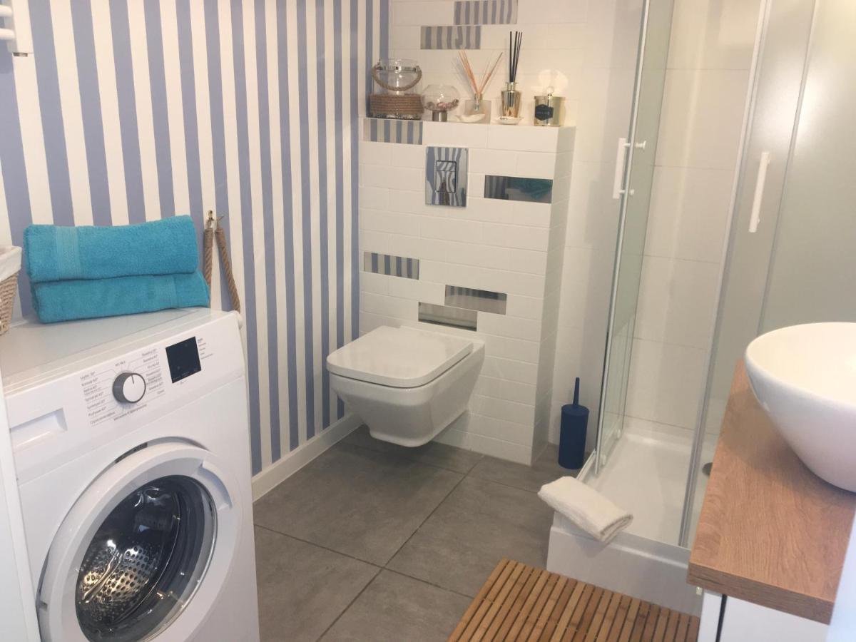 Apartament Marine Holiday Elblag - Winda -Parking W Hali Garazowej -Gratis -Business Stays Exteriör bild